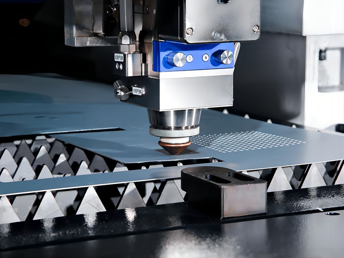 1730079554170038.jpg laser cutting.jpg